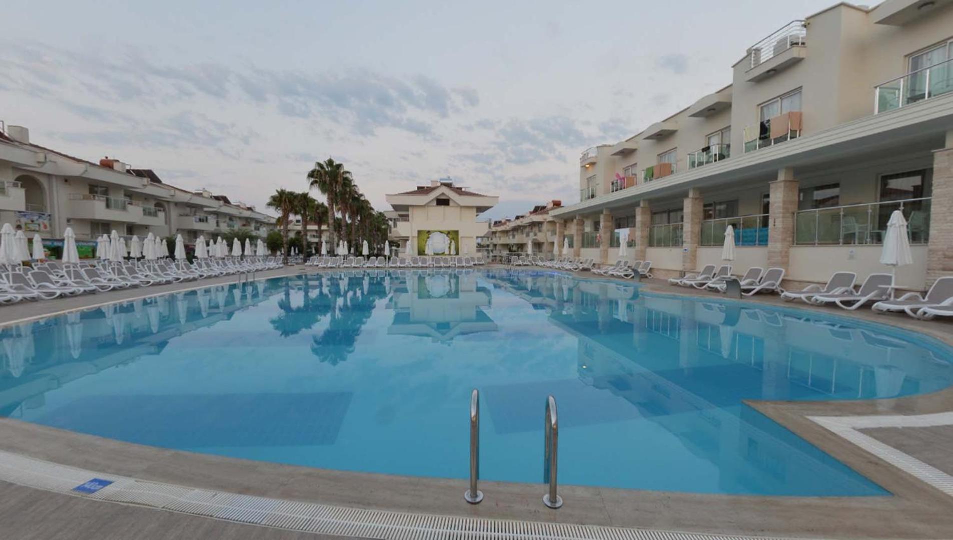 Hotel Dream Family Club Side Exterior foto